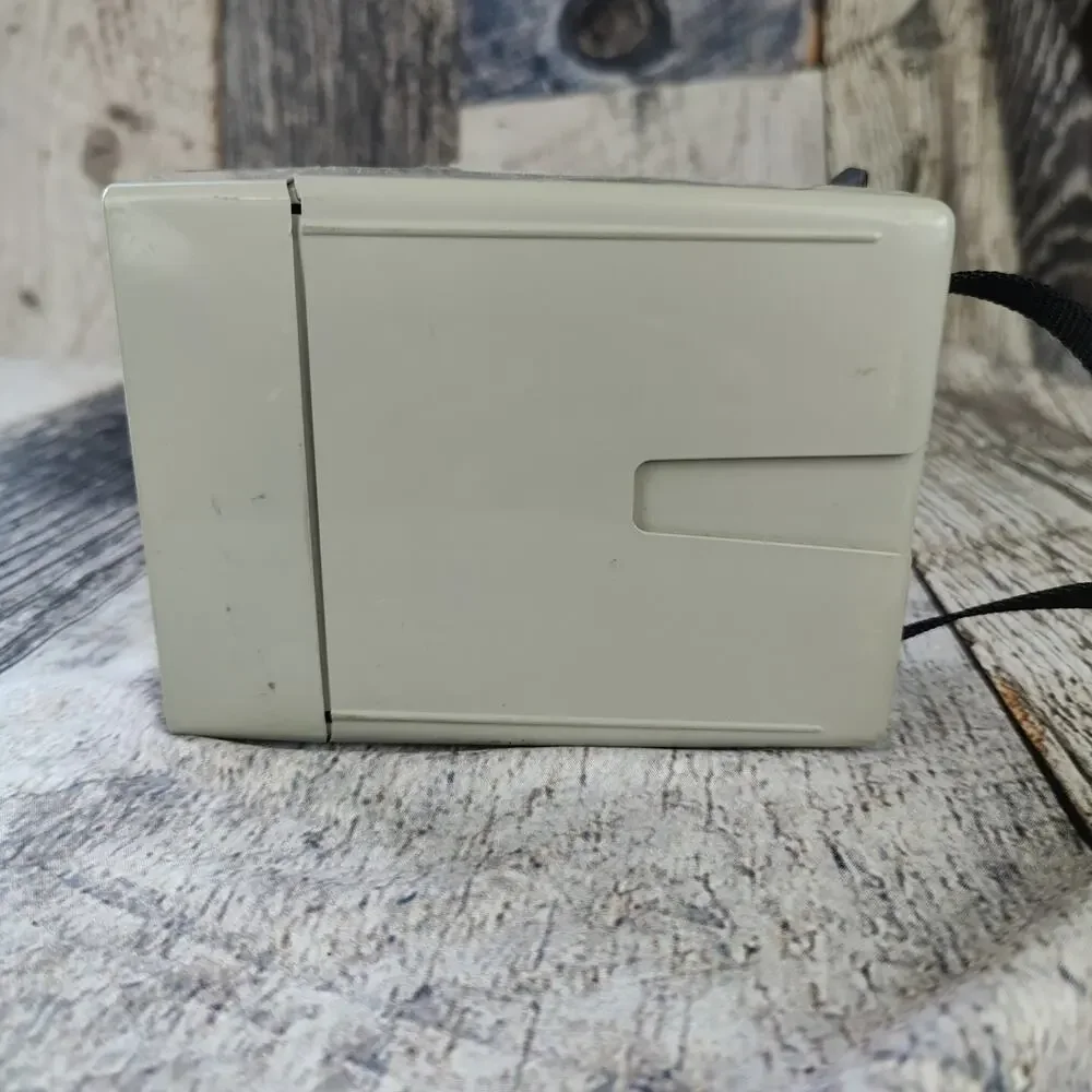Polaroid Land Camera The Button SX-70 Film Instant Camera Vintage EUC Gray Grey